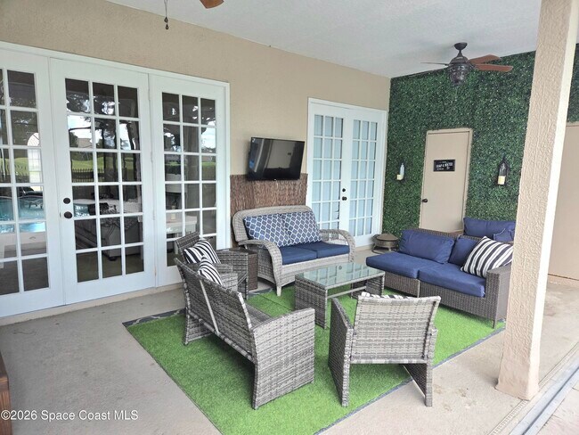 Building Photo - 988 Wildwood Dr