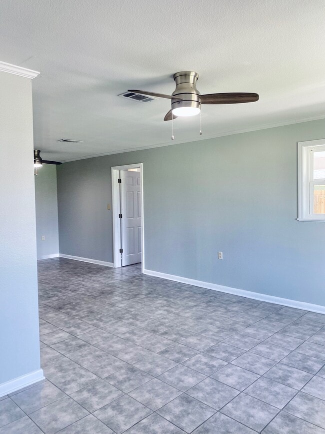 Building Photo - 15135 Montecino Dr