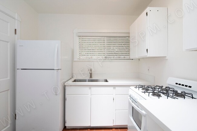 Foto del edificio - Bankers Hill 1BR, Nestled Between Balboa P...