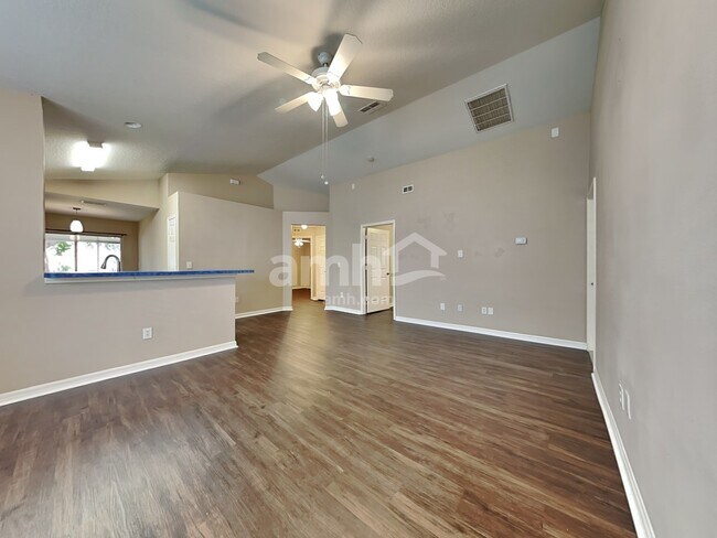 Building Photo - 6133 Skylarkcrest Drive
