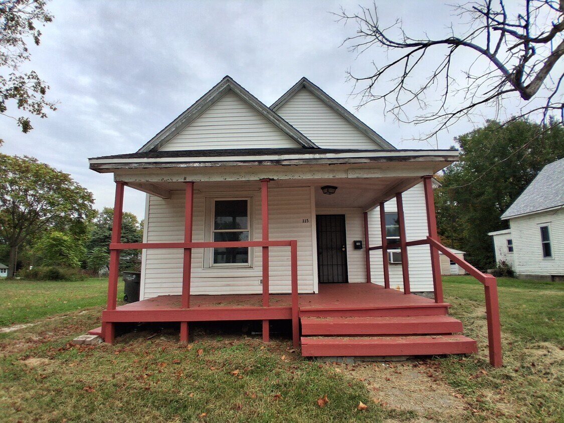 Primary Photo - 115 State St N