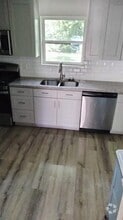 Building Photo - 5222 Jorns St