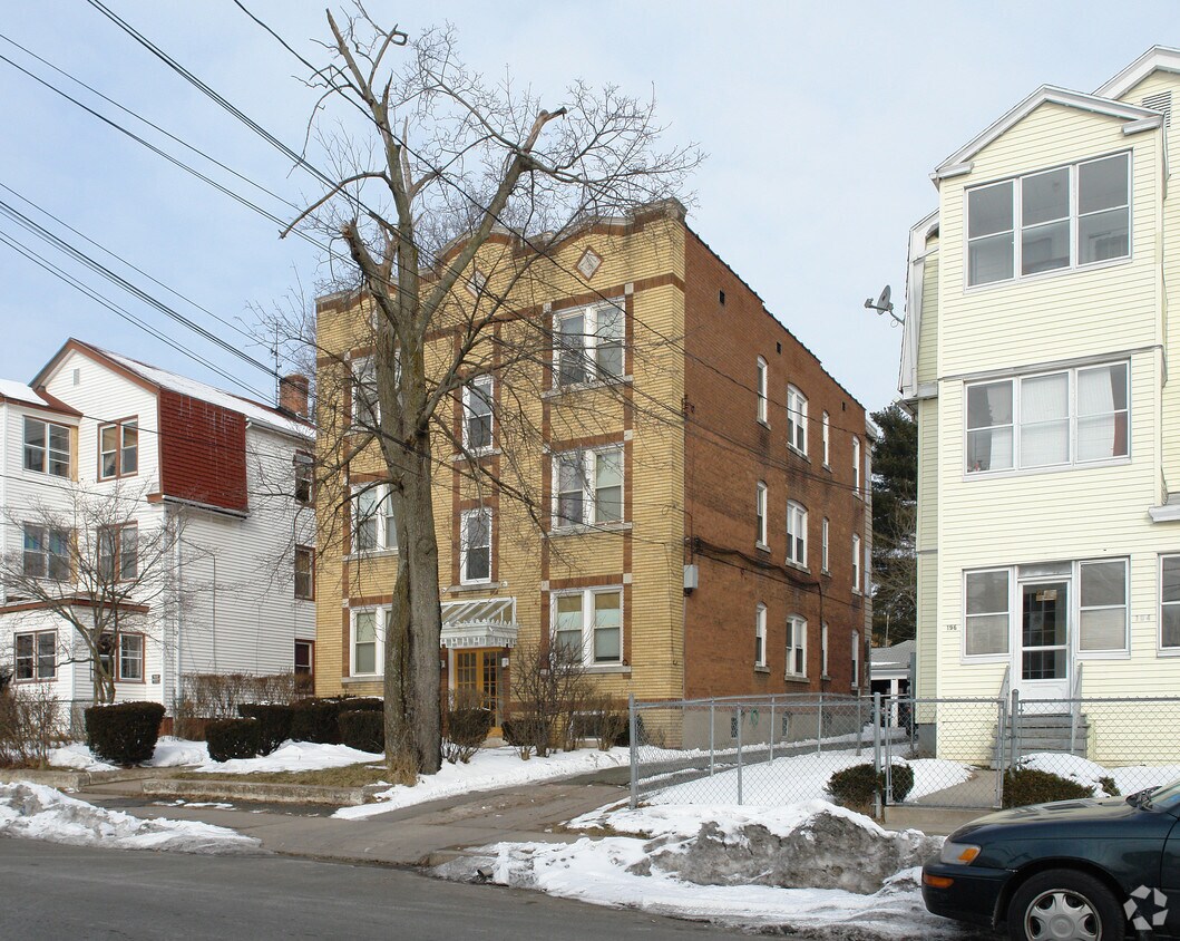 Foto del edificio - 198-200 Preston St