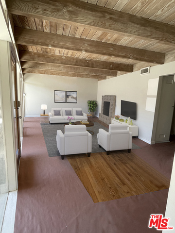 Building Photo - 609 N Doheny Dr