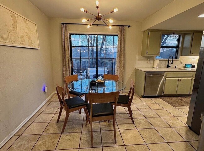 Foto del edificio - 6709 NW 124th Terrace