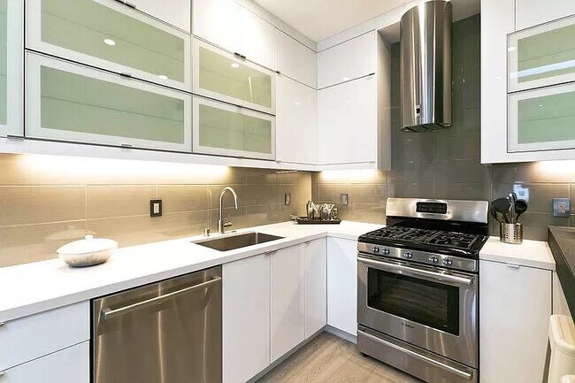 Foto del edificio - 2872 Harrison-
