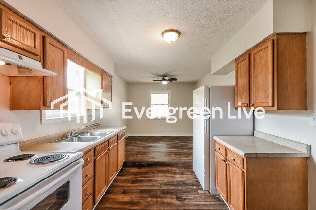 Foto del edificio - 4619 N Richardt Ave