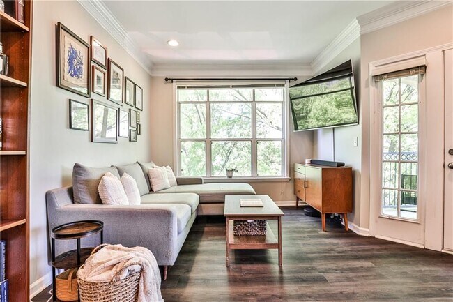 Foto del edificio - 955 Juniper St NE