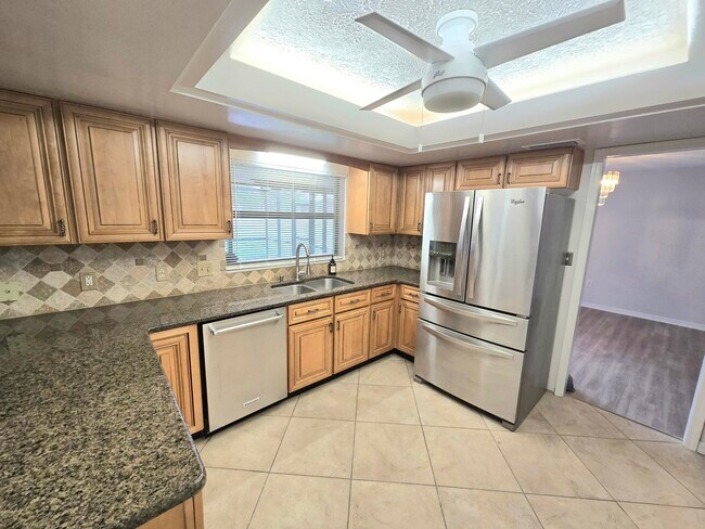 Building Photo - 281 Sandy Run