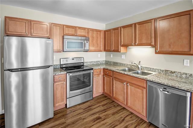 Building Photo - 302 Starwood Dr
