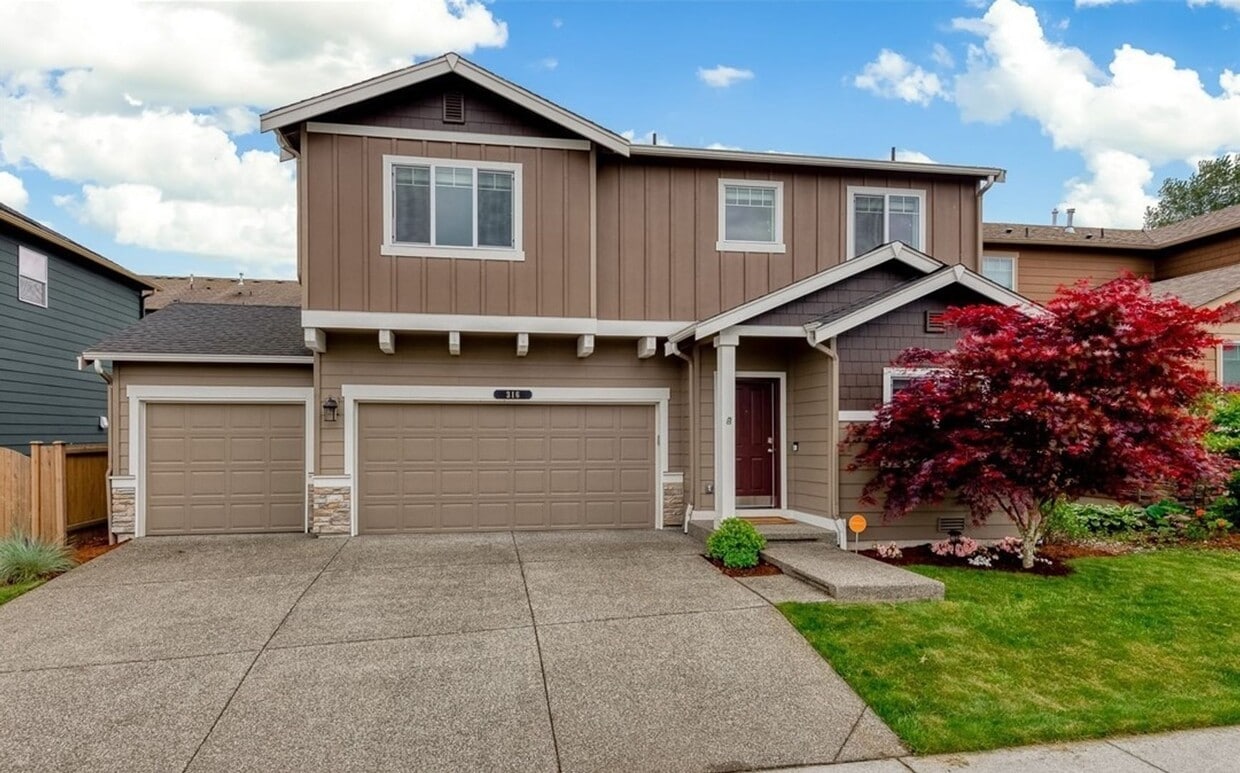 Primary Photo - Gorgeous 5 Bedroom Home for Rent In South ...