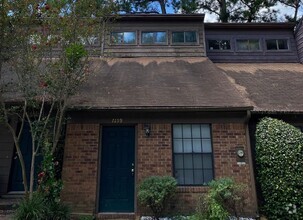 Building Photo - 1159 Ocala Rd