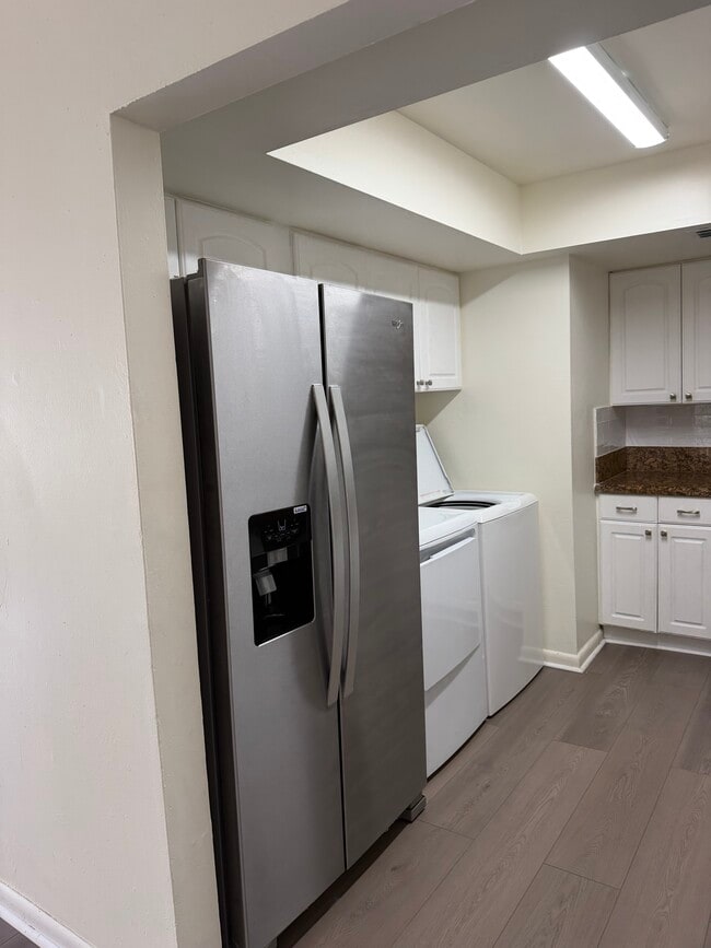 Building Photo - 2047 NW 56th Ave