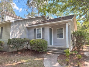 Building Photo - 314 Mobley Dr