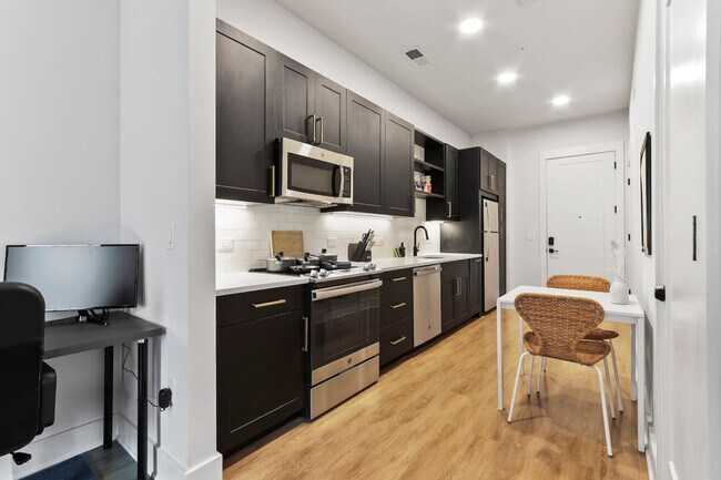 Foto del edificio - 2317 W Grace St