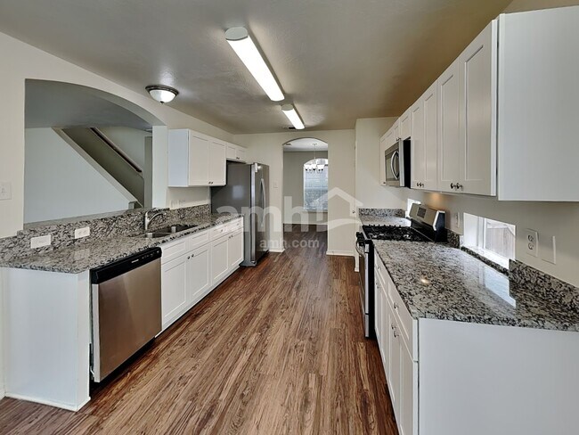 Building Photo - 6027 Coventry Falls