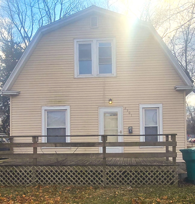 Building Photo - 2501 E Eldorado St