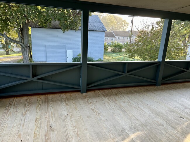 Foto del edificio - 216 W Vincent St