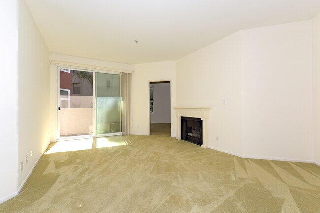 Foto del edificio - 620 S Gramercy Pl