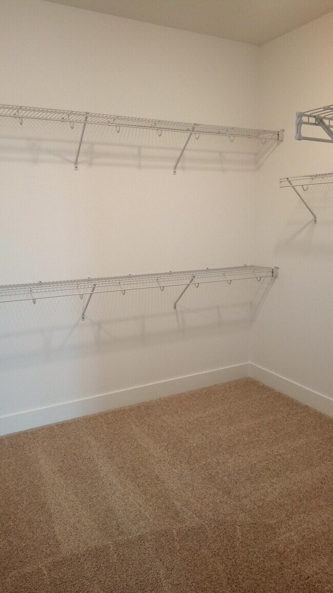 Building Photo - 4059 Faraday Wy