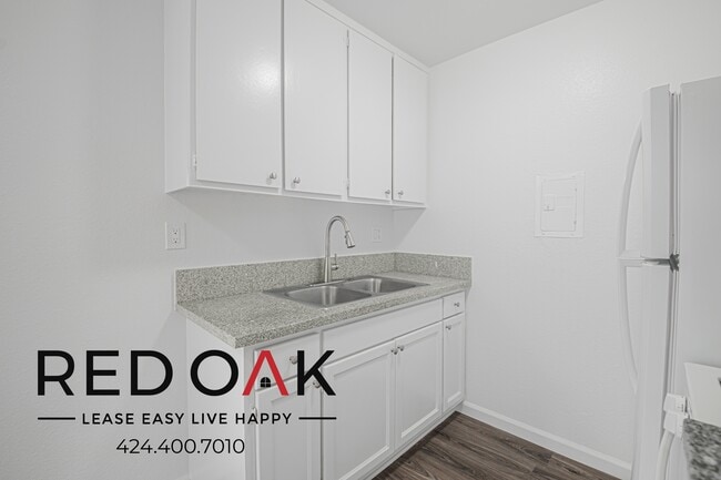 Building Photo - 14424 Budlong Ave