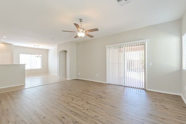 Foto del edificio - 14430 S Camino Tierra Monte