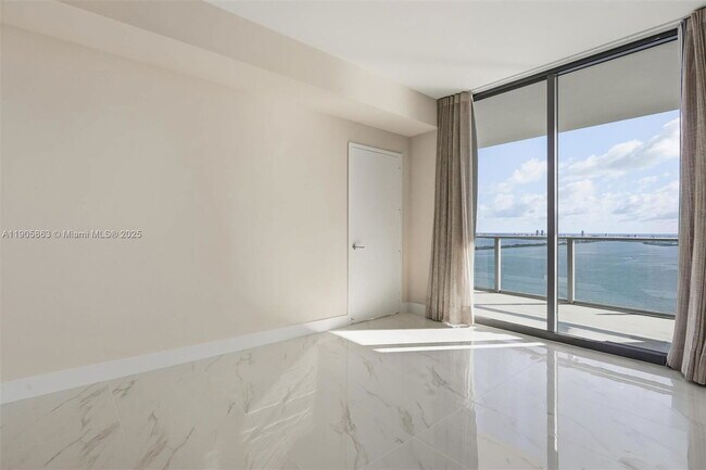 Photo - 700 NE 24th St Apartment