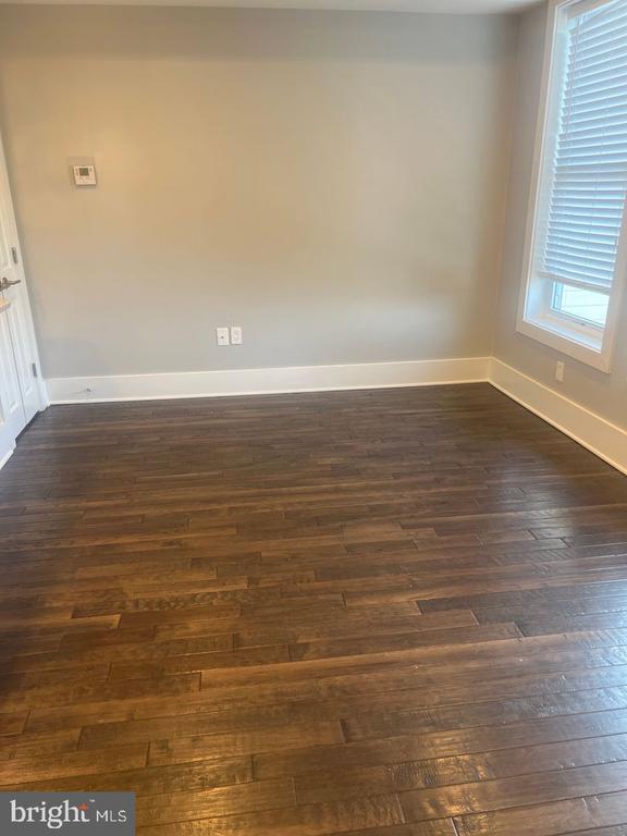 Building Photo - 1220 19th St NE