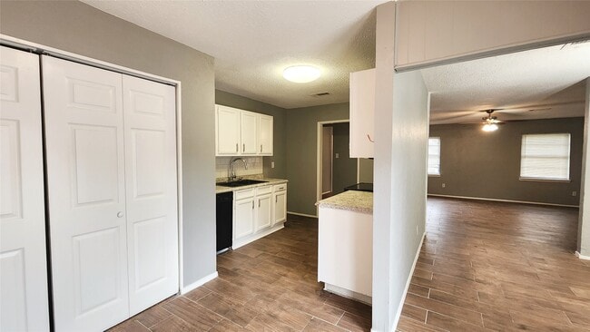 Building Photo - 24119 Anchor Ranch Dr