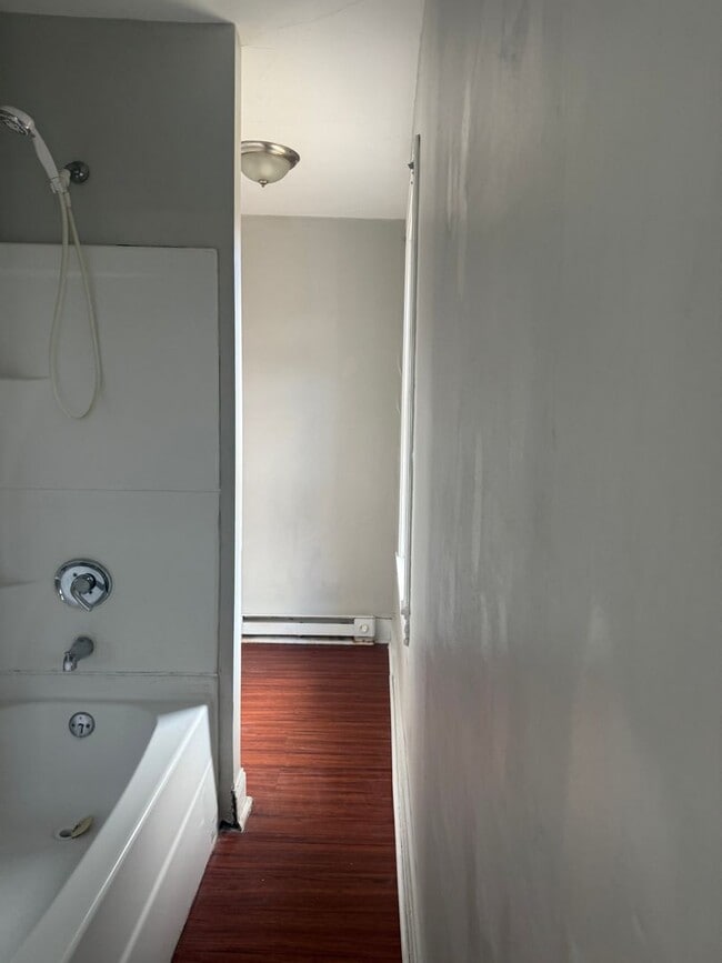 Building Photo - 51 E Antietam St