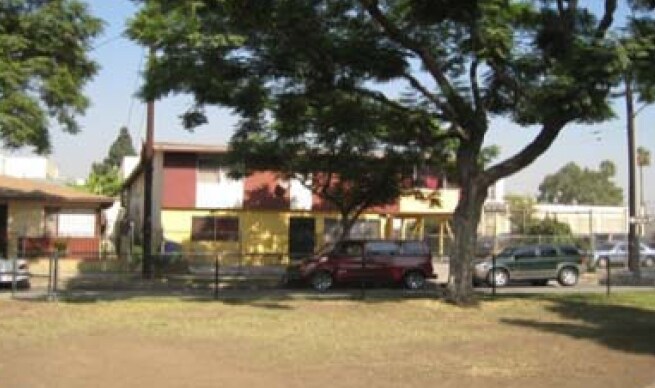 Foto del edificio - 227 W 14th St