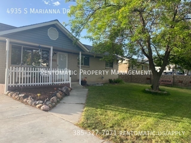 Photo - 4935 S Marianna Dr- House