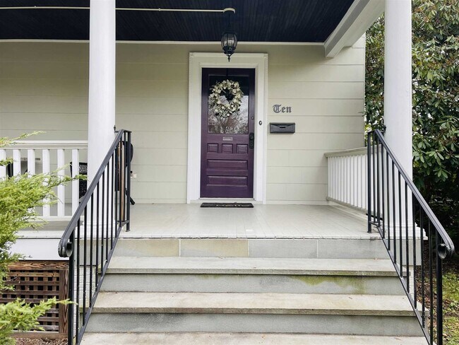 Foto del edificio - 10 N Randolph Ave