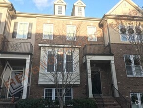 Building Photo - 548 Old Mill Village Dr