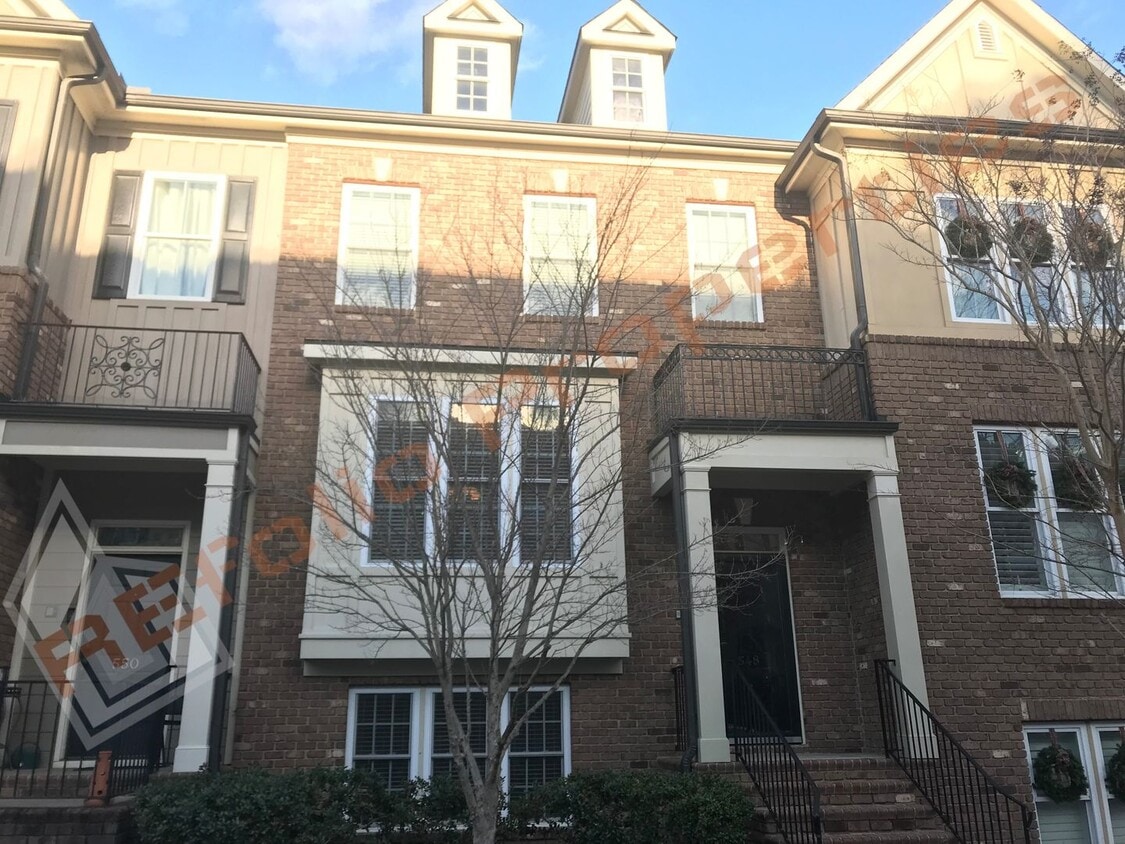 Primary Photo - Elegant 3 Story 3 Bedroom Formal Model Tow...