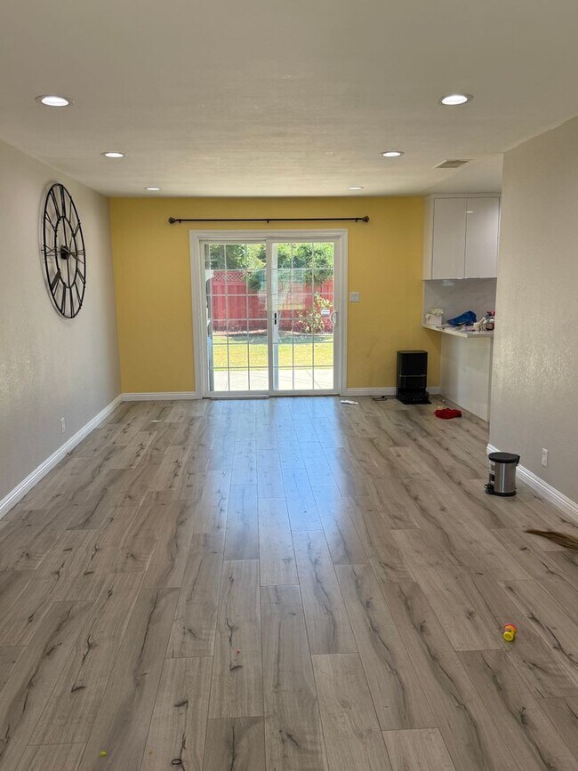 Foto del edificio - 3,750 / Remodeled 3BR/2BA Single-Story Home in Fremont!