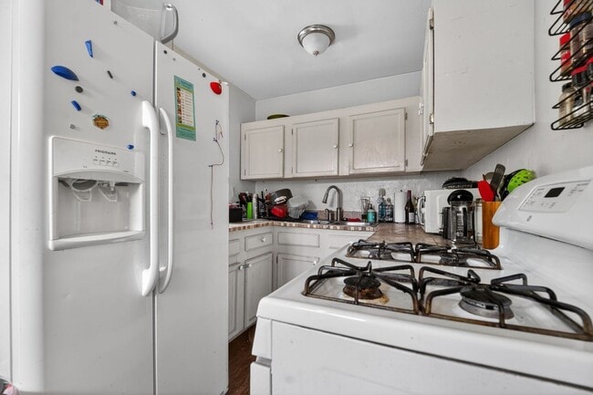 Building Photo - 4745 Zuni St