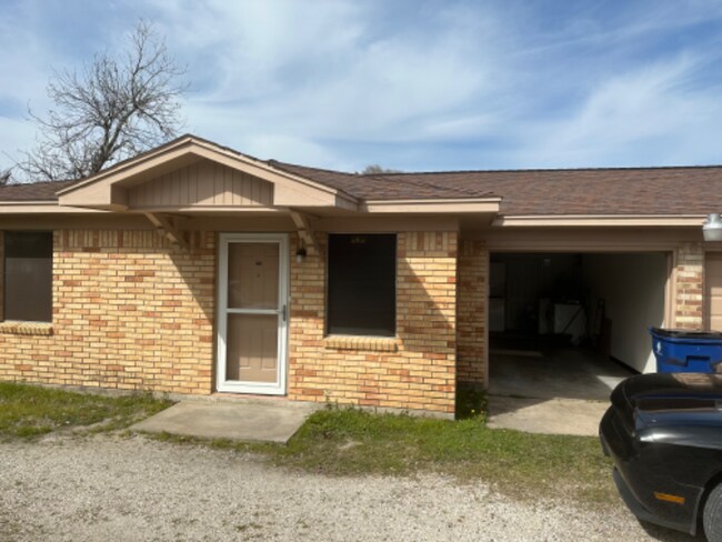 Building Photo - 17 N Westward St