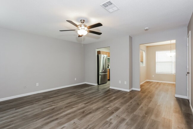 Foto del edificio - 3148 Heritage Ln