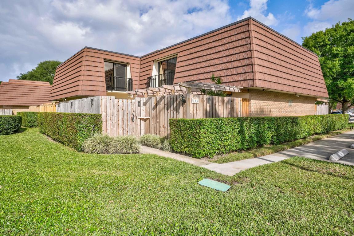 Primary Photo - 2214 22nd Ln