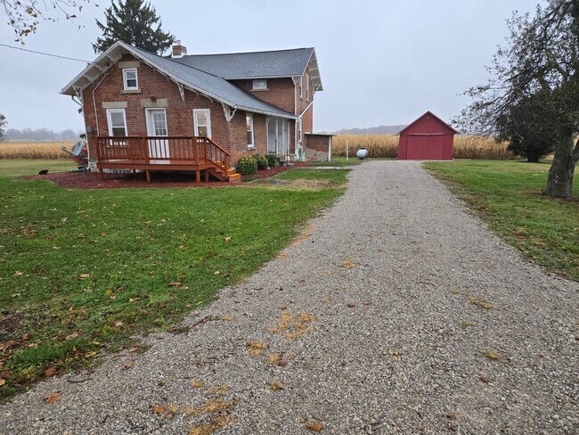 Foto del edificio - 900 Thomas Rd