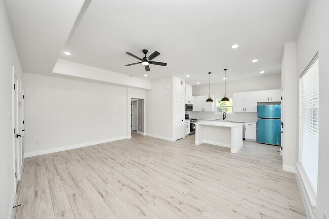 Foto del edificio - 7815 Joy St