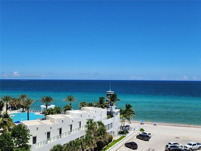 Building Photo - 3505 S Ocean Dr