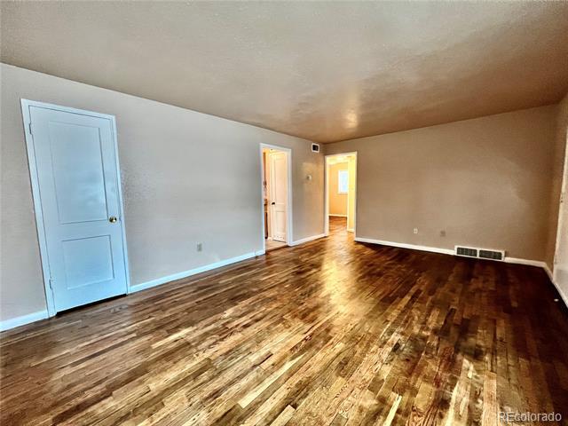 Building Photo - 425 N 30th St