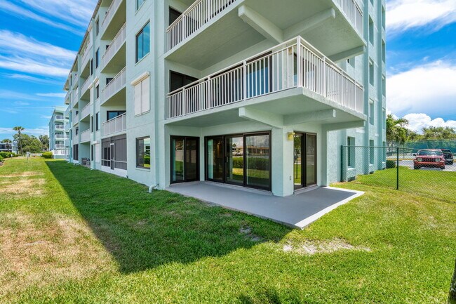 Building Photo - 1700 Commodore Blvd