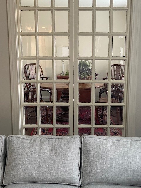 Foto del edificio - 110 W 10th St