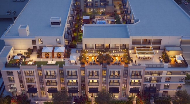 Building Photo - Overland & Ayres
