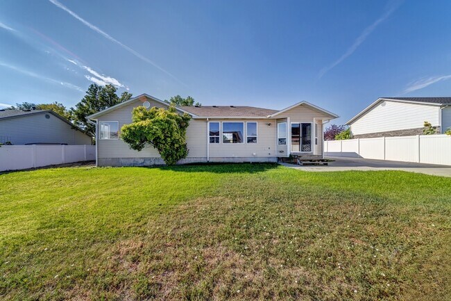 Foto del edificio - 5056 W Rock Ridge Ln