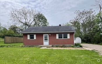 Building Photo - 1549 Stahlheber Rd