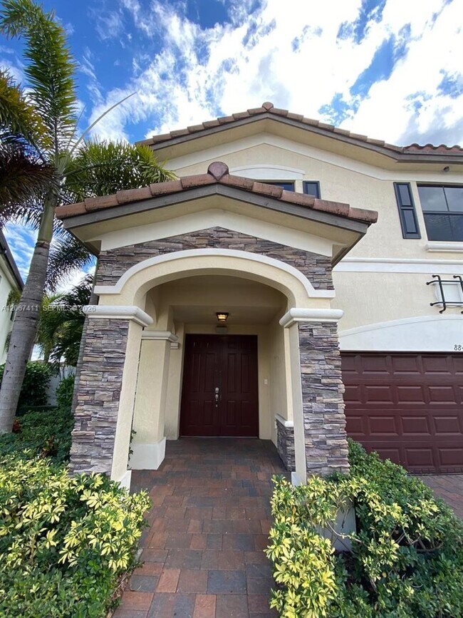Building Photo - 8843 W 34th Ave